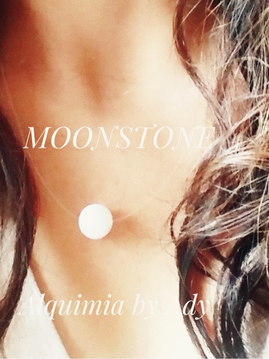ALQUIMIA Jewelry - MOONSTONE + FLOATING PENDANT NECKLACE + BARELY THERE + SUN-KISSED